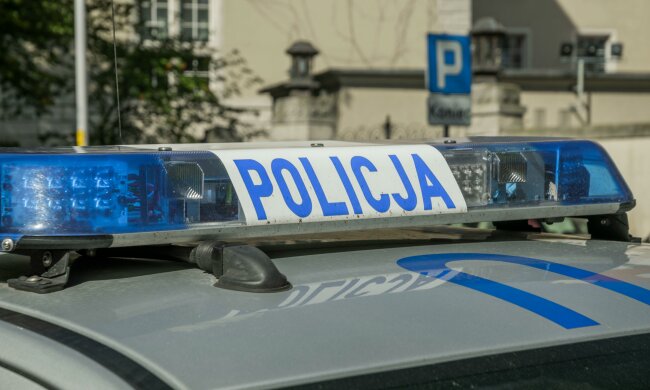 42-letnia Mirella odnaleziona po 27 latach. Przez całe życie była zamknięta w pokoju, a sąsiedzi myśleli, że zniknęła