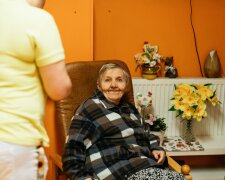 Z życia wzięte. "Córka oddała mnie do domu opieki i prawie o mnie zapomniała": Wtedy mój wnuk zrobił coś niezwykłego