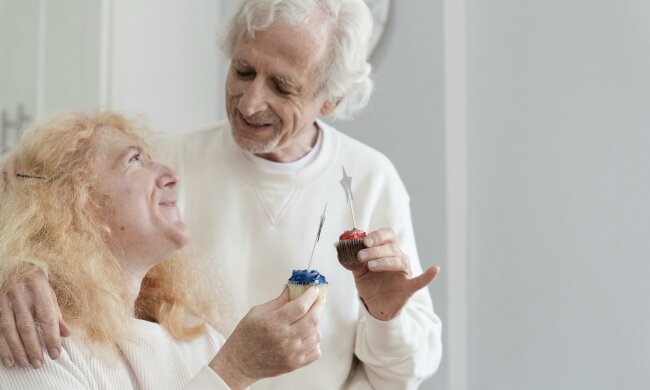 Z życia wzięte. "Moja 67-letnia matka znalazła nowego męża": Jestem przeciwna. Jak mogła tak postąpić