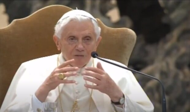 Papież Benedykt XVI/YouTube @Okiem Prostaczka