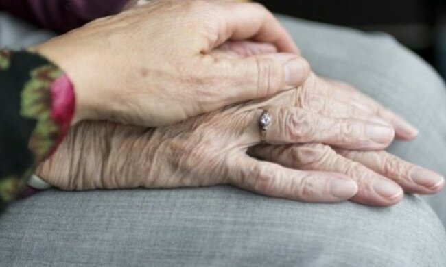 "A kto będzie siedział z mamą?" - Tu zaczęły się kłótnie i spory. Oto historia z życia wzięta