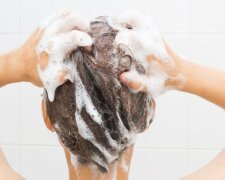 Jak odpowiednio wybrać szampon do włosów? To nie takie proste!