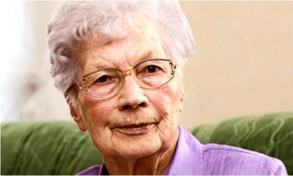 Co powinniśmy teraz zrobić? Aby ostrzec swojego syna, aby nie odpowiadał na prowokacyjne pytania swojej babci