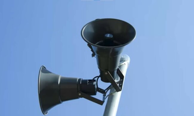 syrena, screen Youtube @HomesMania