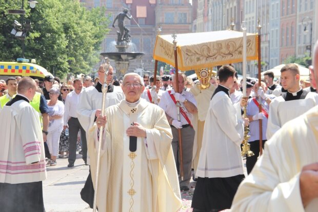 Gdańsk: nowe wytyczne biskupów na uroczystość Bożego Ciała. Czy procesje się odbędą?