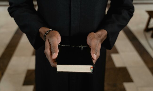 Kościół dopuszcza nadzwyczajną formę skruchy. Kto może z niej skorzystać bez spowiedzi