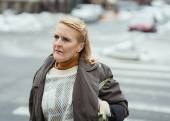 Z życia wzięte. "Synowe mają mi za złe, że mówię im prawdę": Nie potrafią nawet ugotować porządnego rosołu, a obrażają się o każde słowo