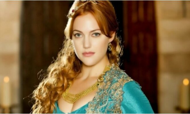Meryem Uzerli, screen Google