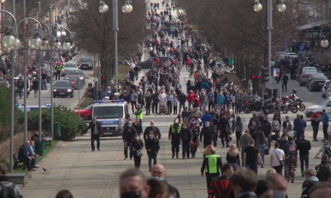 Zjazd motocyklistów na Jasnej Górze / YouTube:  Studio TV NIEDZIELA