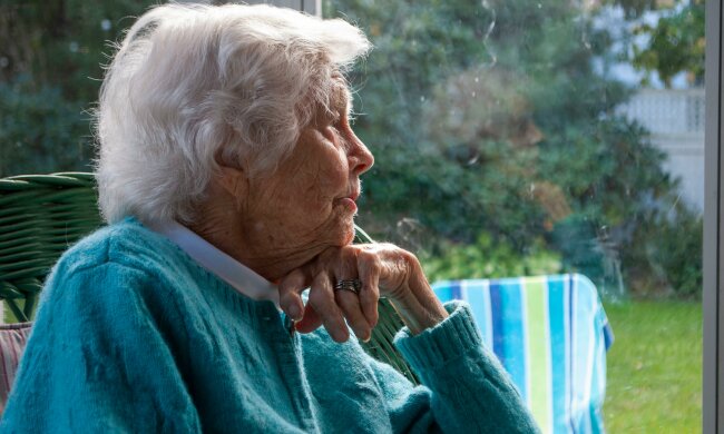 Z życia wzięte. „Mamo, tu będzie twój kącik”: Oddałam dzieciom dom, by na starość nie być samą. Dziś mieszkam w komórce na narzędzia