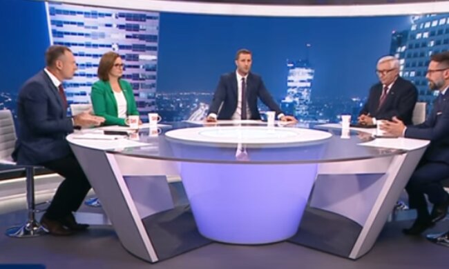Kadr z programu "Minęła 20"/YouTube @TVP Info
