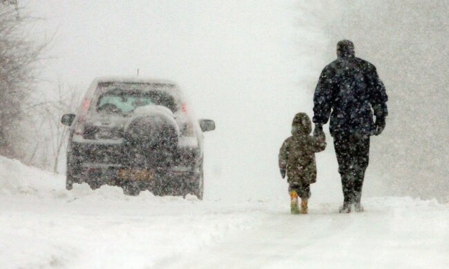 Nawrót zimy!/Youtube @Guardian News