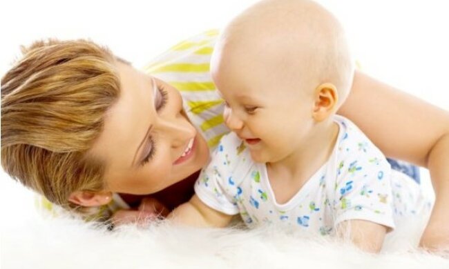 Syn poszedł do pracy i wrócił z dzieckiem. W domu jednak czekała go jeszcze większa niespodzianka