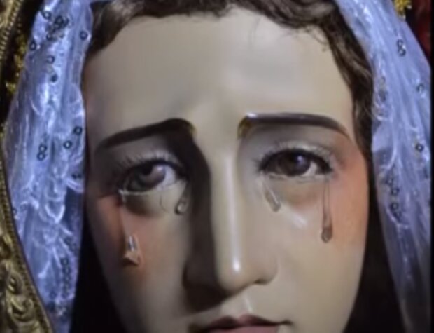 Figura Maryi płacząca łzami/YouTube @IFI STO NINO MARIKINA