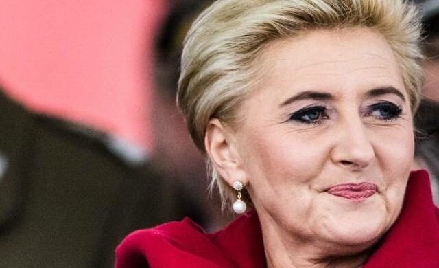 Pierwsza dama oceniona przez media Tadeusza Rydzyka. Możecie być zaskoczeni