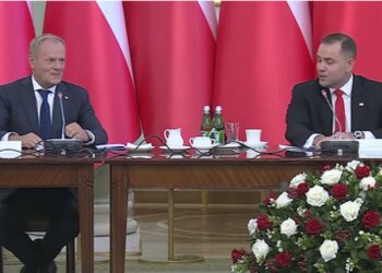 Donald Tusk, Karol Nawrocki/YouTube @Telewizja Republika