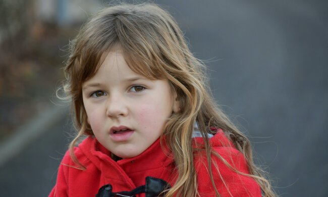 Z życia wzięte. "Proszę dać mi trochę chleba. Jestem głodna, mój brat też. Babcia już nas nie poznaje" – powiedziała mała dziewczynka