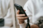 Z życia wzięte. "Mąż wysłał mi wiadomość, która zdecydowanie nie była przeznaczona dla mnie": Potem zaczęła się prawdziwa farsa