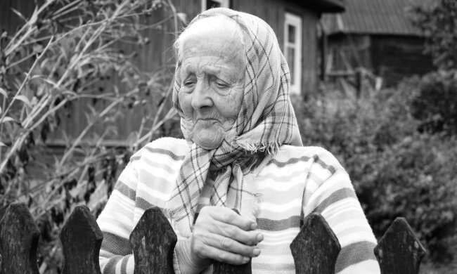Z życia wzięte. "Babcia nie chce iść do domu opieki, a my czekamy na dziecko": W naszym mieszkaniu nie ma już miejsca