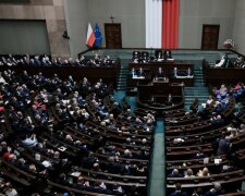 Fala krytyki spadła na Sejm. "A co z nami? Mam 1500 zł emerytury"