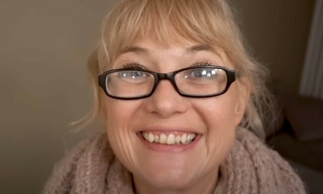 Teściowa ją wybrała dla syna, źródło: YouTube/Invisible People