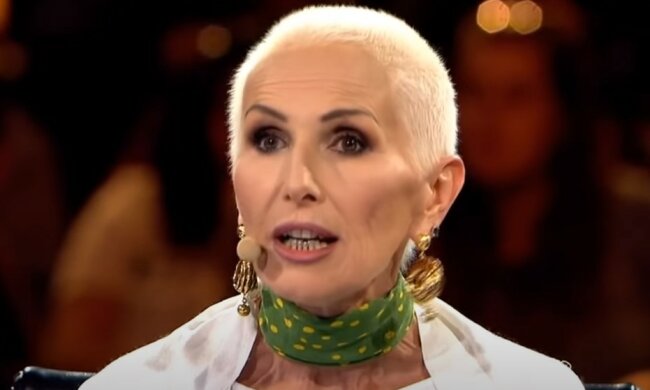 Miejsce spoczynku Kory Jackowskiej robi wrażenie. Napis umieszczony na płycie przykuwa uwagę