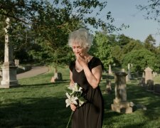 Z życia wzięte. "Kiedy odszedł, myślałam, że najgorsze za mną": Wtedy wyszło na jaw, że przez 40 lat kochał ją, a nie mnie