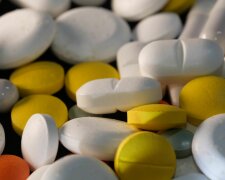 Te leki mogą źle działać w czasie upałów. Lekarze ostrzegają przed słońcem