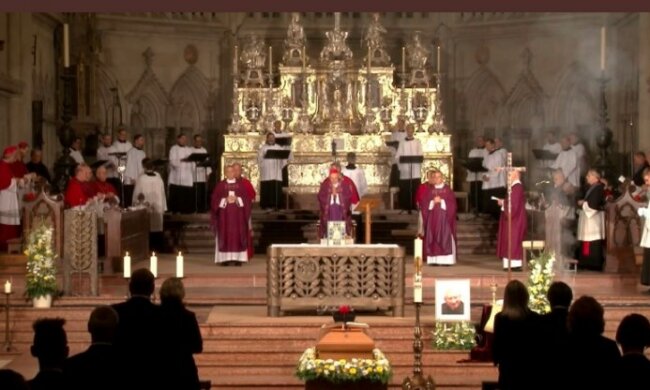 Ostatnie pożegnanie brata emerytowanego papieża. Wzruszające chwile