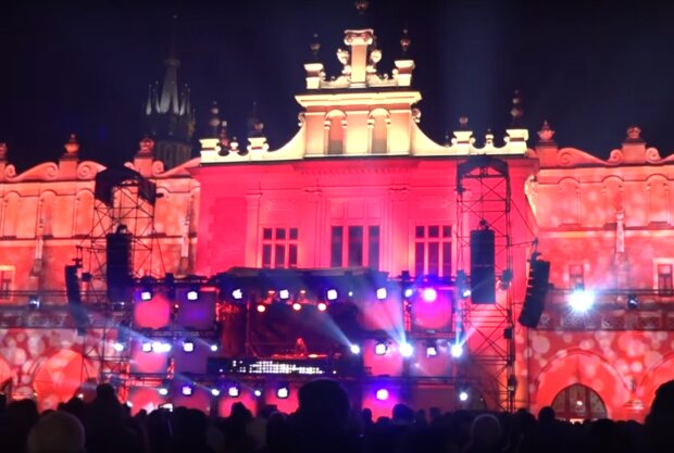 Kraków: prezydent miasta ma pomysł na Sylwestra. Zamiast hucznej imprezy zaplanowano inną niespodziankę