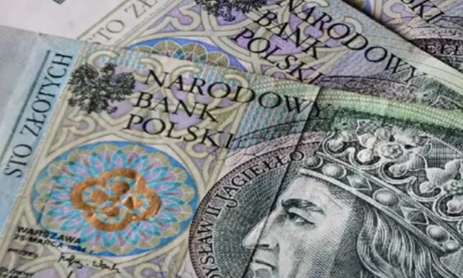 Tysiące Polaków nie ma dostępu do pieniędzy. Co się stało