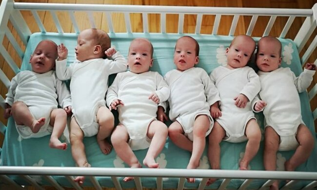 Sześcioraczki z Tylmanowej/screen Instagram @szescioraczkipl