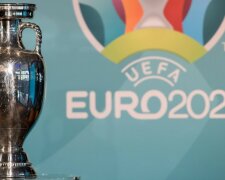 Losowanie grup EURO 2020: Wiadomo, z kim zmierzą się na murawie Polacy [FOTO]