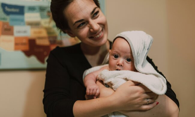 Z życia wzięte. "Adoptowałam dziecko kochanki mojego męża": Dzięki temu w końcu zostałam matką