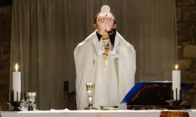 W jednym z polskich kościołów wierni usłyszeli niecodzienne ogłoszenia parafialne. To bardzo ważny apel. Co się stało