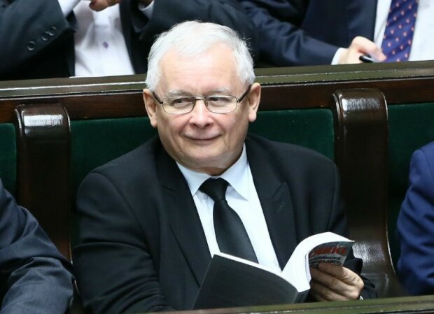 Prezes Jarosław Kaczyński na urlopie. Z kim szef PiS spędza czas wolny