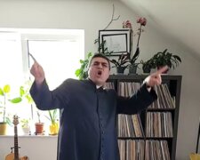 Duchowny szalał przy numerze Zenka Martyniuka/TikTok