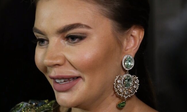 Alina Kabajewa/YouTube @60celine