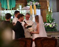 Antek Królikowski i Asia Opozda składają przysięgę małżeńską / YouTube: JastrzabPost