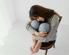 Z życia wzięte. "Dzieci w domu same. Wszyscy jesteśmy głodni, a ty tu siedzisz" — krzyczał mój mąż. A ja byłam po prostu zmęczona pracą i domem