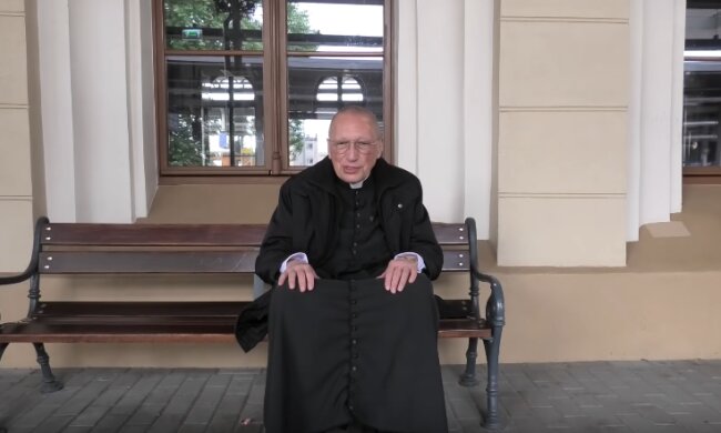 Kontrowersyjny duchowny wywołał w sieci burzę kolejnym kontrowersyjnym wpisem. Poszło o liczbę dzieci w rodzinie