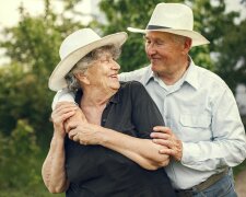 Z życia wzięte. "Wykupiliśmy część mieszkania od własnego syna": Jego szantaż rozbił naszą rodzinę na kawałki