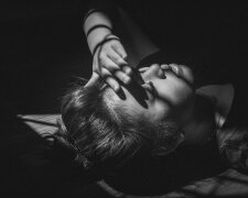 Z życia wzięte. "Przyszłam wcześniej na urodziny teściowej": W salonie, na moim miejscu, siedziała kochanka mojego męża