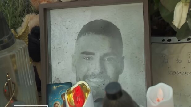 Po pogrzebie Łukasza Litewki w sieci zawrzało. Wszystko przez zdjęcie polityków z konduktu