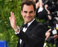 Czy to James Bond? Nie, to Roger Federer! Szwajcar wybrany najbardziej stylowym mężczyzną dekady [FOTO]