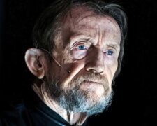 Edward Linde-Lubaszenko/YouTube @Paula Rodak