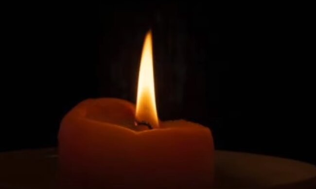 Płonąca świeca/YouTube @SZOT JOKER