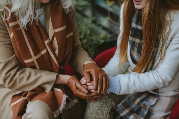 matka i córka @pexels