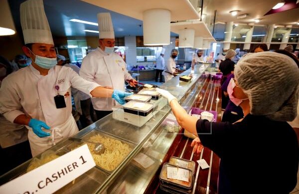 Restauracja/ https://www.efe.com/