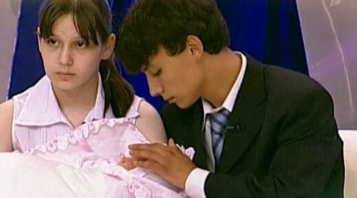 Dziewczynka urodziła dziecko w wieku 11 lat. Minęło 14 lat. Jak wygląda młoda kobieta i jej córka